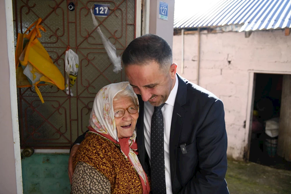 PERŞEMBE’YE ÂŞIK ADAY!